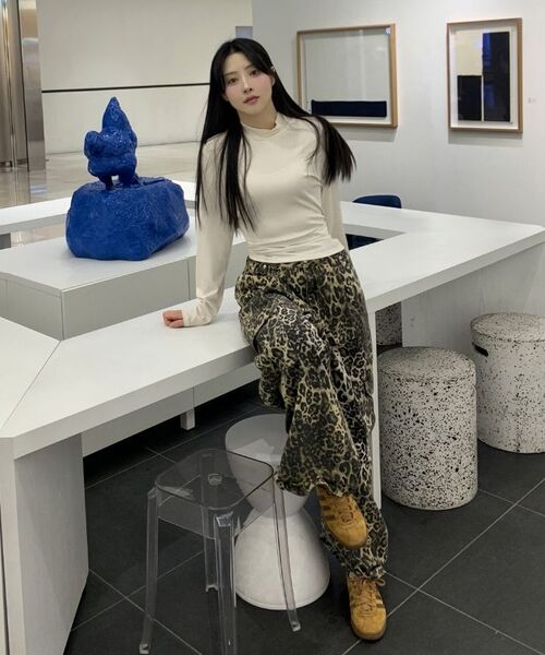 UNKNOWN PLANET(アンノウンプラネット)の「レオパードワイドカーゴパンツブラウン(その他パンツ・レディース・その他・SMALL/MEDIUM/LARGE)」の7枚目の写真