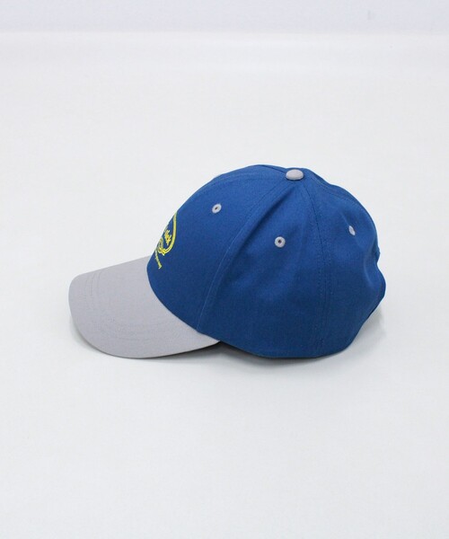 fredy emue（フレディエミュ）の「バイカラー刺繍キャップ（キャップ・レディース・ブラック系その他3/ブルー系その他3/パープル系その他3・FREE）」の8枚目の写真