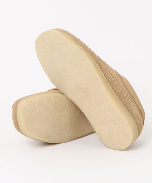 Padmore&Barnes(パドモア&バーンズ)の「WILLOW(モカシン/デッキシューズ・メンズ・ライトベージュ/ブラック・UK7/UK8/UK9)」の4枚目の写真