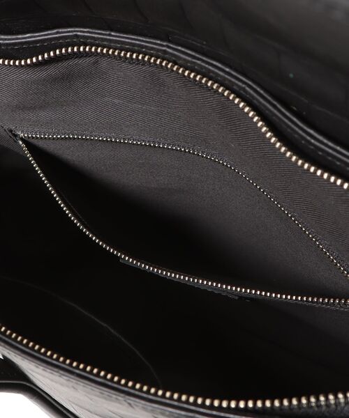 Scrap Book（スクラップブック）の「【M.U.L.】スクエアフラップトートM（トートバッグ・レディース・ブラック・FREE）」の4枚目の写真