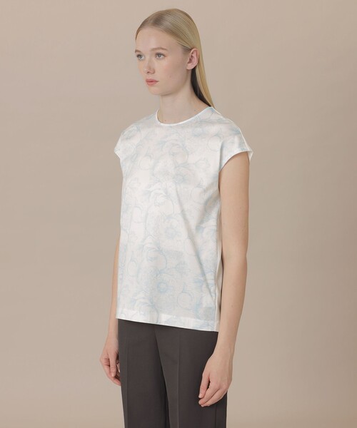 MACKINTOSH LONDON(マッキントッシュ ロンドン)の「【婦人画報4月号掲載】【BIBURY FLOWER】エッチングバイブリーTシャツ(Tシャツ/カットソー・レディース・グリーン/ブルー系その他2/ベージュ・38)」の7枚目の写真