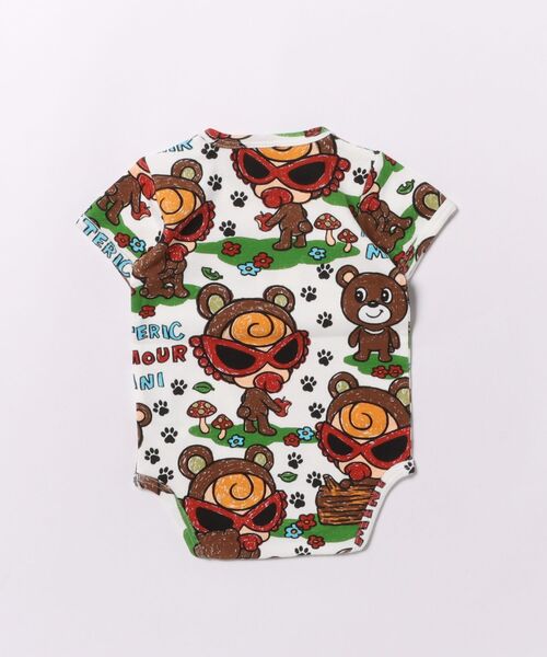HYSTERIC MINI(ヒステリックミニ)の「SEEK A BABY BEAR総柄 半袖ロンパース(スタイ/よだれかけ・キッズ・ホワイト/ブラック・70/80)」の3枚目の写真