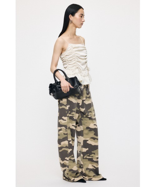 MOUSSY（マウジー）の「【セットアップ対応】【新色：カモフラージュ登場】CURVE LINE SWEAT PANTS / カーブラインスウェットパンツ（スウェットパンツ・レディース・杢グレー/グリーン系その他2・1/2）」の6枚目の写真