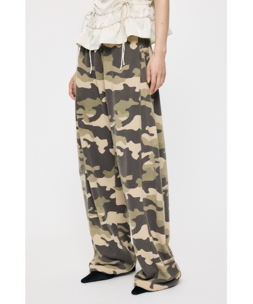 MOUSSY（マウジー）の「【セットアップ対応】【新色：カモフラージュ登場】CURVE LINE SWEAT PANTS / カーブラインスウェットパンツ（スウェットパンツ・レディース・杢グレー/グリーン系その他2・1/2）」の7枚目の写真