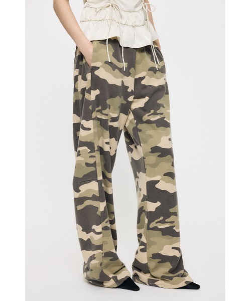 MOUSSY（マウジー）の「【セットアップ対応】【新色：カモフラージュ登場】CURVE LINE SWEAT PANTS / カーブラインスウェットパンツ（スウェットパンツ・レディース・杢グレー/グリーン系その他2・1/2）」の8枚目の写真