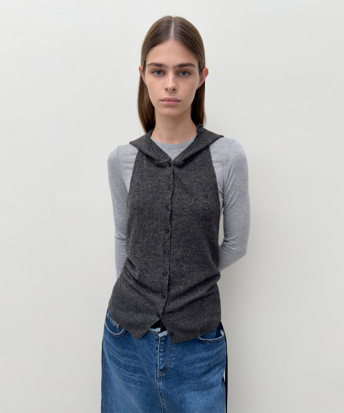 DIAGONAL(ダイアゴナル)の「HALTER HOODIE KNIT VEST (dark grey)(ベスト・レディース・その他・FREE)」の1枚目の写真