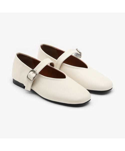 EPURE(エピュレ)の「NODS Buckle Maryjane (3color)(バレエシューズ・レディース・ブラック/アイボリー/ブラウン・23cm/22.5cm/24cm/25.5cm)」の2枚目の写真