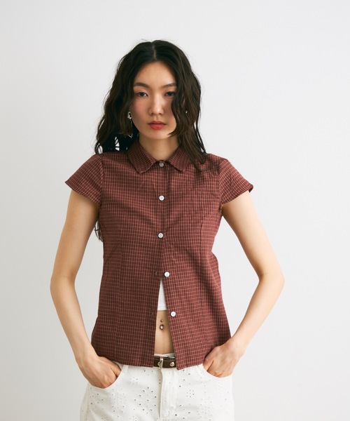 Lutim by u(ルチバイユー)の「グラフチェックコンパクトクールシャツ(シャツ/ブラウス・レディース・ブラウン/レッド/ベージュ・FREE)」の5枚目の写真