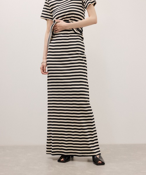 ADAM ET ROPE'(アダムエロペ)の「【Miller for ADAM ET ROPE'】別注 Skirt(スカート・レディース・ブルー/キナリ・FREE)」の1枚目の写真