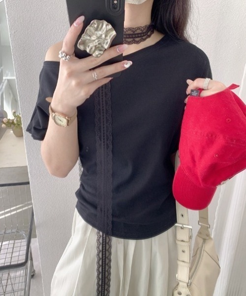 yuue' ( wear )(ユーイ)の「レーススカーフ付き オフショル半袖Tシャツ(Tシャツ/カットソー・レディース・ブラック系その他/ブラック/ホワイト・FREE)」の13枚目の写真
