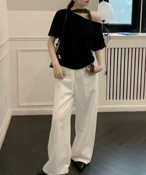 yuue' ( wear )(ユーイ)の「レーススカーフ付き オフショル半袖Tシャツ(Tシャツ/カットソー・レディース・ブラック系その他/ブラック/ホワイト・FREE)」の17枚目の写真