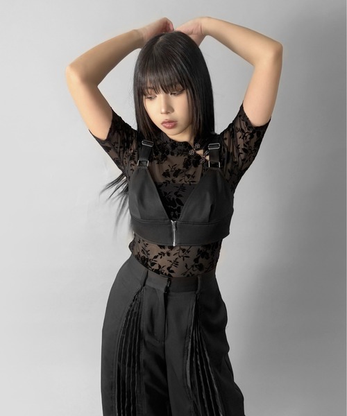 LVEU.（ラブユ.）の「【LVEU.】ジップデザインビスチェ / トップス ビスチェ ジップ レイヤード モード ブラック（キャミソール・レディース・ブラック・FREE）」の13枚目の写真
