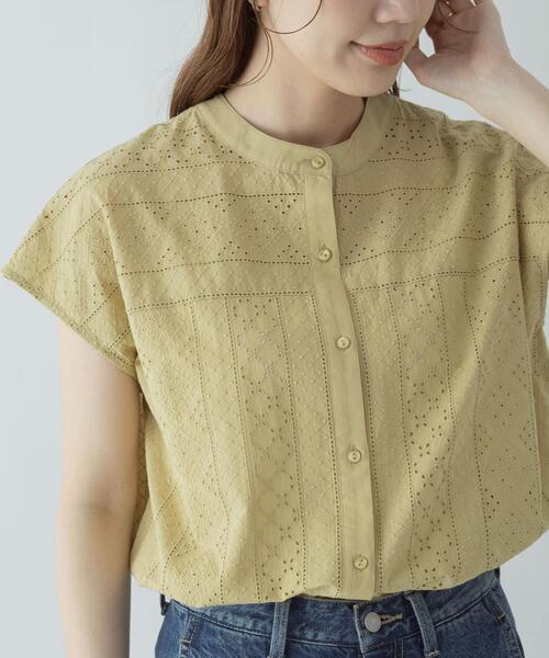 URBAN RESEARCH Sonny Label(アーバンリサーチサニーレーベル)の「『WEB限定』バンドカラーコットンレースシャツ(シャツ/ブラウス・レディース・アイボリー/ブラック/ブルー/グリーン系その他・FREE)」の11枚目の写真