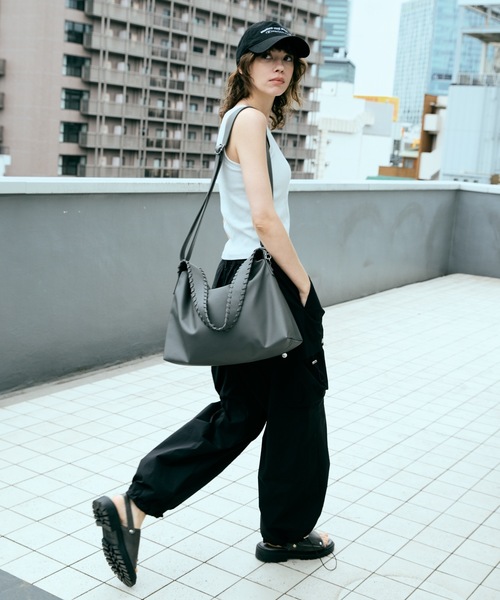 cii（シー）の「【UNISEX】 One Handle Shoulder Bag / 2WAYワンハンドルショルダーバッグ（ショルダーバッグ・メンズ・チャコールグレー/ダークブラウン/ライトグリーン/ブラック/ブルー・FREE）」の16枚目の写真