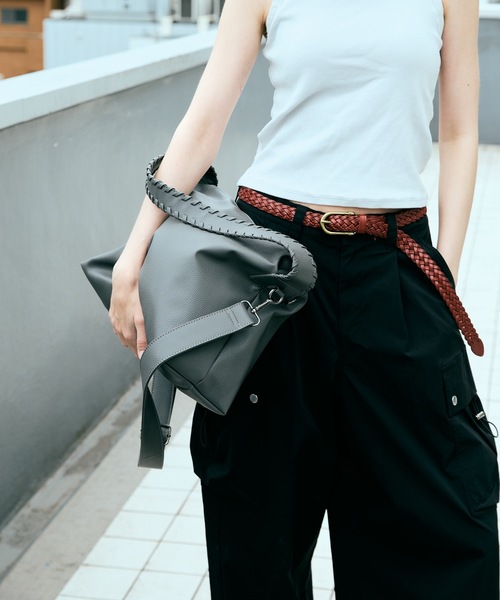 cii（シー）の「【UNISEX】 One Handle Shoulder Bag / 2WAYワンハンドルショルダーバッグ（ショルダーバッグ・メンズ・チャコールグレー/ダークブラウン/ライトグリーン/ブラック/ブルー・FREE）」の19枚目の写真