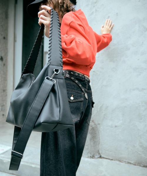 cii（シー）の「【UNISEX】 One Handle Shoulder Bag / 2WAYワンハンドルショルダーバッグ（ショルダーバッグ・メンズ・チャコールグレー/ダークブラウン/ライトグリーン/ブラック/ブルー・FREE）」の7枚目の写真