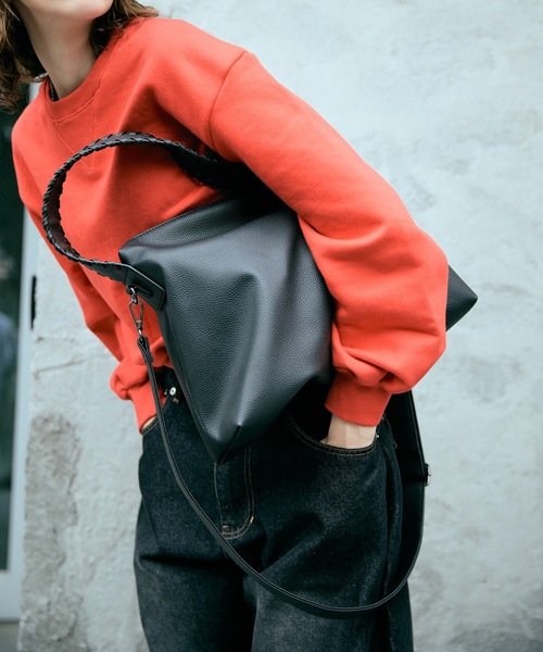 cii（シー）の「【UNISEX】 One Handle Shoulder Bag / 2WAYワンハンドルショルダーバッグ（ショルダーバッグ・メンズ・チャコールグレー/ダークブラウン/ライトグリーン/ブラック/ブルー・FREE）」の9枚目の写真