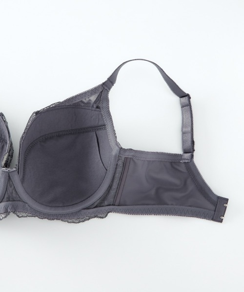 Nissen glamor(ニッセングラマー)の「【大きい胸】高嶺の4/5カップブラジャー 脇高 Fine Lace(E70~H80)(ブラジャー・レディース・ブルー/チャコールグレー・G65/G70/G75/G80/E70/E75/E80/F65/F75/F80/E85/E90/F85/H65/H80/H70/H75/F90/F70)」の19枚目の写真