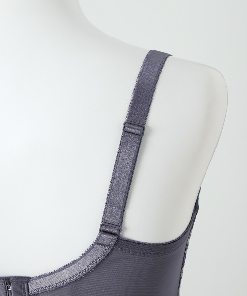Nissen glamor(ニッセングラマー)の「【大きい胸】高嶺の4/5カップブラジャー 脇高 Fine Lace(E70~H80)(ブラジャー・レディース・ブルー/チャコールグレー・G65/G70/G75/G80/E70/E75/E80/F65/F75/F80/E85/E90/F85/H65/H80/H70/H75/F90/F70)」の21枚目の写真