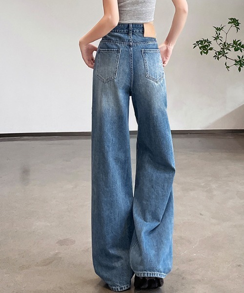 AMAJI（アマジ）の「ダメージ加工 デニム ワイドストレート ロングパンツ（デニムパンツ・レディース・ブルー・X-LARGE/LARGE/MEDIUM/SMALL）」の2枚目の写真