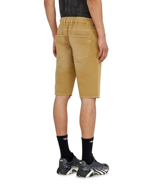 DIESEL(ディーゼル)の「メンズ ジョグ ショートパンツ 2033 D-KROOLEY-SHORT(その他パンツ・メンズ・ブラック系その他/ベージュ系その他・26inch/30inch/28inch/32inch/34inch/36inch)」の5枚目の写真