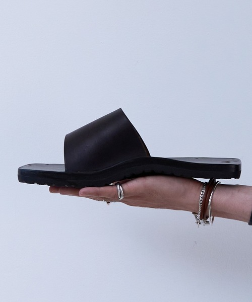 JUTTA NEUMANN(ユッタ ヌーマン)の「(CANNABIS別注) JUTTA NEUMANN NEW YORK SIMONE SQUARE (JND5301009)(サンダル・メンズ・ブラック・10/9/8/7)」の5枚目の写真