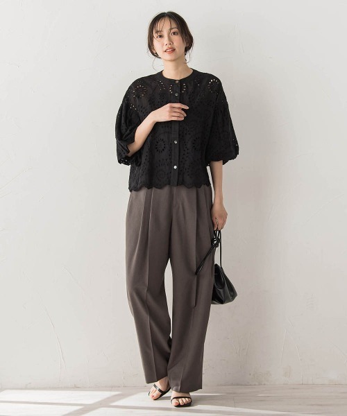 Droite lautreamont（ドロワットロートレアモン）の「カットワーク刺繍バンドカラーブラウス（シャツ/ブラウス・レディース・オフホワイト/ブラック・M）」の17枚目の写真