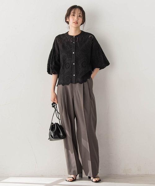Droite lautreamont（ドロワットロートレアモン）の「カットワーク刺繍バンドカラーブラウス（シャツ/ブラウス・レディース・オフホワイト/ブラック・M）」の18枚目の写真