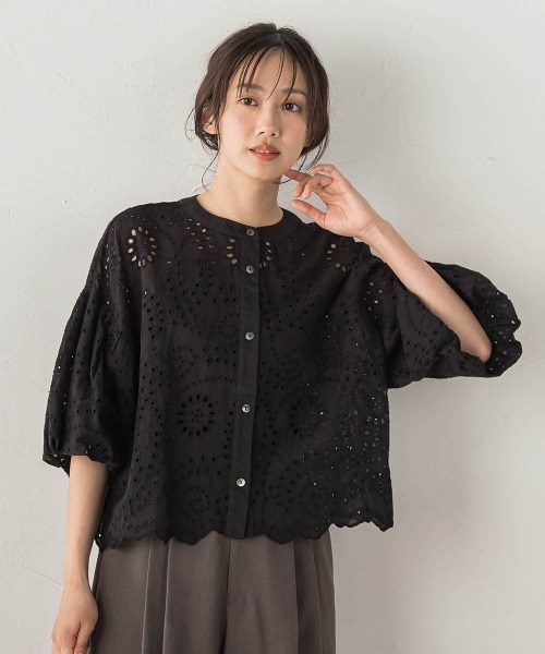 Droite lautreamont（ドロワットロートレアモン）の「カットワーク刺繍バンドカラーブラウス（シャツ/ブラウス・レディース・オフホワイト/ブラック・M）」の21枚目の写真