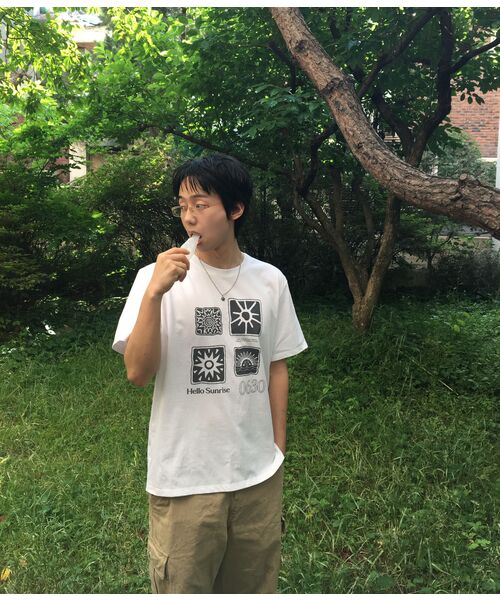HELLO SUNRISE（ハローサンライズ）の「Sun Stamp Tee_White（Tシャツ/カットソー・レディース・ホワイト・LARGE/X-LARGE/SMALL/MEDIUM）」の4枚目の写真
