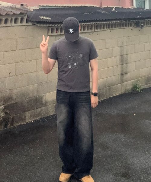 AWESOME STUDIO(オーサムスタジオ)の「フラワーパッチワーク半袖Tシャツチャコール(Tシャツ/カットソー・レディース・チャコール・FREE)」の11枚目の写真