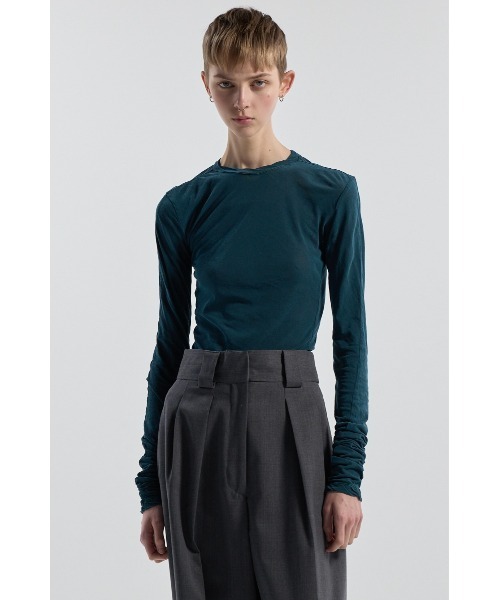 CINOH（チノ）の「SHEF CREW NECK LONG SLEEVE T-SHIRT（Tシャツ/カットソー・レディース・グリーン・36/38）」の2枚目の写真