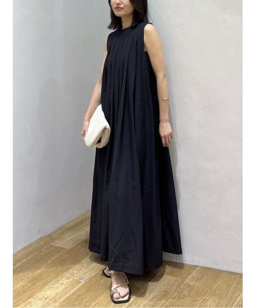 STYLEMIXER(スタイルミキサー)の「ワイドプリーツワンピース(ワンピース・レディース・ホワイト/サックスブルー/ブラック・MEDIUM/SMALL)」の7枚目の写真