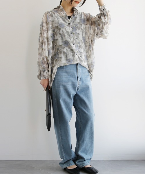 and it_(アンドイット)の「ニュアンス柄シアーシャツブラウスとテレコタンクトップセット(シャツ/ブラウス・レディース・ブルー/ブラウン/グレー/ブラック・M/L)」の12枚目の写真