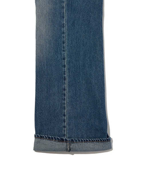 Levi's(リーバイス)の「Levi's/リーバイス LOOSE BOOT ジーンズ ミディアムインディゴ(デニムパンツ・レディース・ダークインディゴブルー・28inch/27inch/26inch/25inch/24inch/23inch)」の12枚目の写真