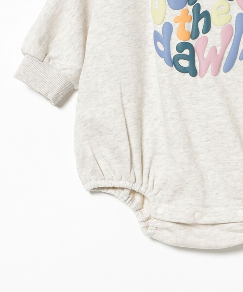 BEAMS mini（ビームスミニ）の「【WEB限定】ベビー スウェット ロンパース 2026FW（70～75cm）（ロンパース・キッズ・ホワイト系その他3/サックスブルー・ONE SIZE）」の17枚目の写真