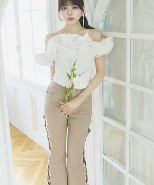 Belle Charme(ベルシャルム)の「【Belle Charme】 Side Lace-up Flare Denim(デニムパンツ・レディース・ベージュ/グレー・SMALL/LARGE/MEDIUM)」の21枚目の写真