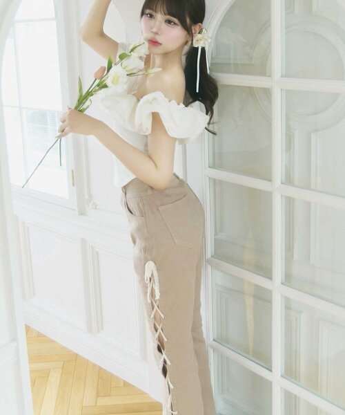 Belle Charme(ベルシャルム)の「【Belle Charme】 Side Lace-up Flare Denim(デニムパンツ・レディース・ベージュ/グレー・SMALL/LARGE/MEDIUM)」の20枚目の写真