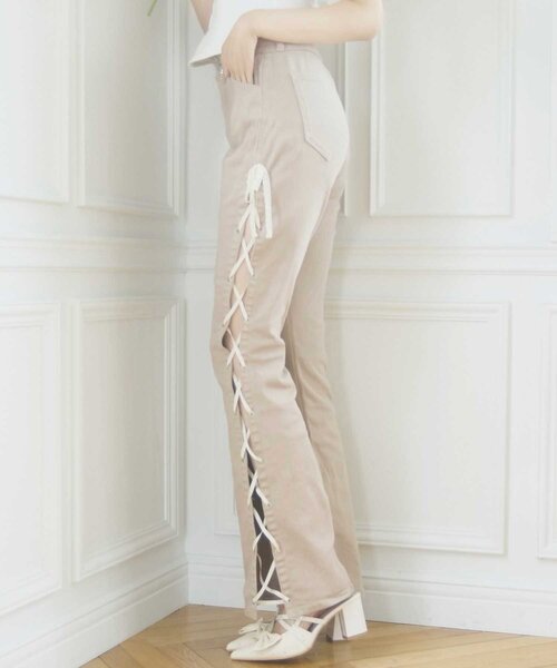 Belle Charme(ベルシャルム)の「【Belle Charme】 Side Lace-up Flare Denim(デニムパンツ・レディース・ベージュ/グレー・SMALL/LARGE/MEDIUM)」の19枚目の写真