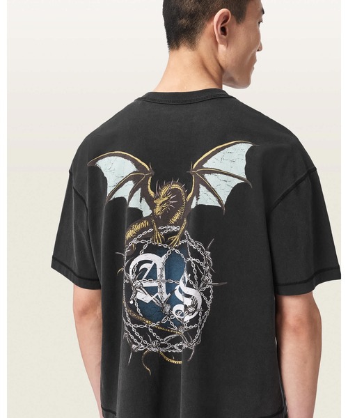 ALLSAINTS(オールセインツ)の「WYVERN SHORT SLEEVE GRAPHIC T-SHIRT | WYVERN 半袖 グラフィック Tシャツ(Tシャツ/カットソー・メンズ・ブラック・XS/M)」の2枚目の写真