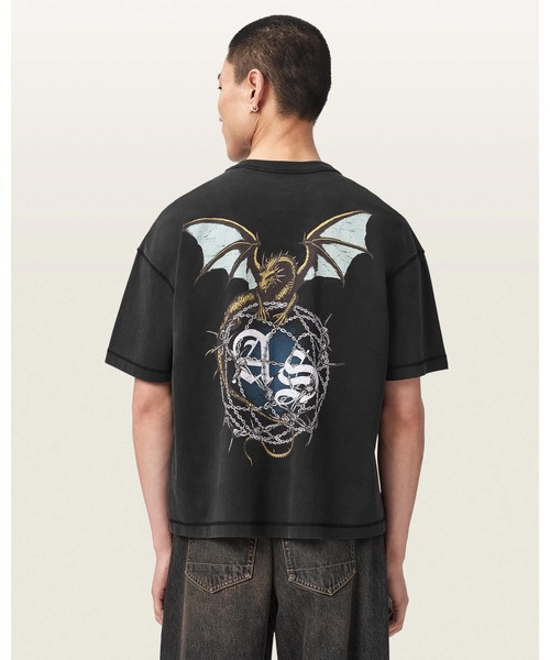 ALLSAINTS(オールセインツ)の「WYVERN SHORT SLEEVE GRAPHIC T-SHIRT | WYVERN 半袖 グラフィック Tシャツ(Tシャツ/カットソー・メンズ・ブラック・XS/M)」の6枚目の写真