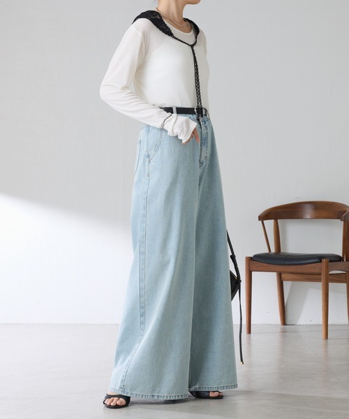 COLLAGE GALLARDAGALANTE(コラージュガリャルダガランテ)の「【芋生悠×Q.anosコラボ】スリングセットカットソー(Tシャツ/カットソー・レディース・ブラック/ホワイト/イエロー・FREE)」の14枚目の写真