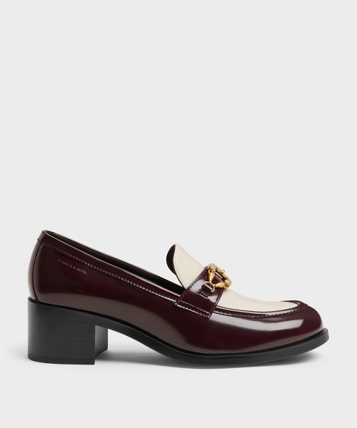 CHARLES & KEITH(チャールズ & キース)の「メタリックバックル ローファーパンプス(ローファー・レディース・ブラック系その他7/バーガンディー・25.5cm/25cm/24.5cm/23.5cm/23cm/22.5cm)」の1枚目の写真