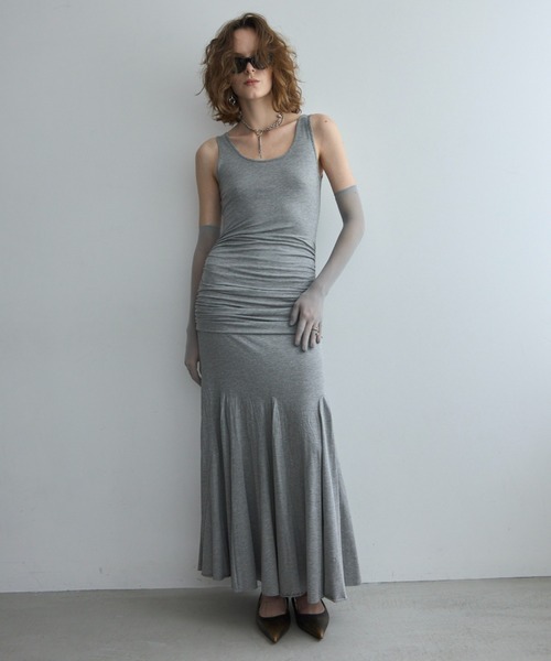 JOSE MOON(ジョゼムーン)の「DRAPE CUTSEW DRESS/ドレープカットソードレス(ワンピース・レディース・ブラック/ベージュ/グレー・FREE)」の17枚目の写真