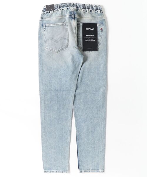 REPLAY(リプレイ)の「リラックステーパードLANNY USEDデニム(デニムパンツ・メンズ・ライトブルー・W28xL30/W29xL30/W31xL30/W33xL30/W34xL30)」の4枚目の写真