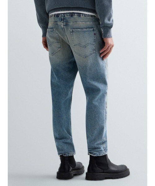 REPLAY(リプレイ)の「リラックステーパードLANNY USEDデニム(デニムパンツ・メンズ・ライトブルー・W28xL30/W29xL30/W31xL30/W33xL30/W34xL30)」の7枚目の写真