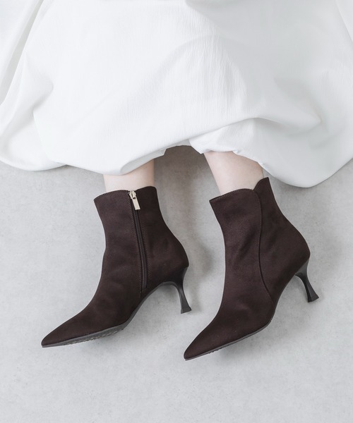 EVOL(イーボル)の「【S-LLサイズ展開・美脚効果あり】6.5cmポインテッドショートブーツ CB23887(ブーツ・レディース・ブラウン/ブラック/ブラック系その他・S/M/L/LL)」の3枚目の写真