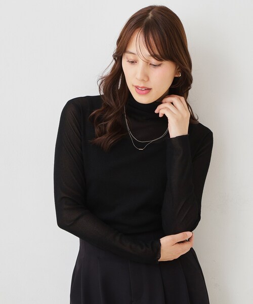 COUP DE CHANCE(クードシャンス)の「【手洗い可/日本製】ハイネックシアーカットソー(Tシャツ/カットソー・レディース・ブラック/ホワイト・38/34)」の7枚目の写真