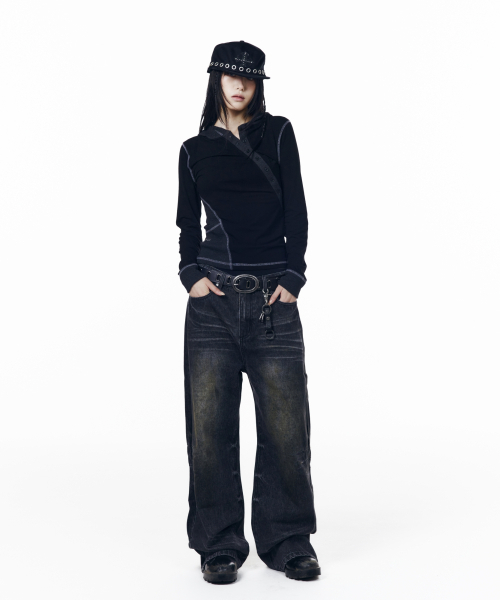 AAKAM（アーカム）の「Slant Cut Hooded Long Sleeve (Black)（パーカー・レディース・その他・1/2）」の4枚目の写真
