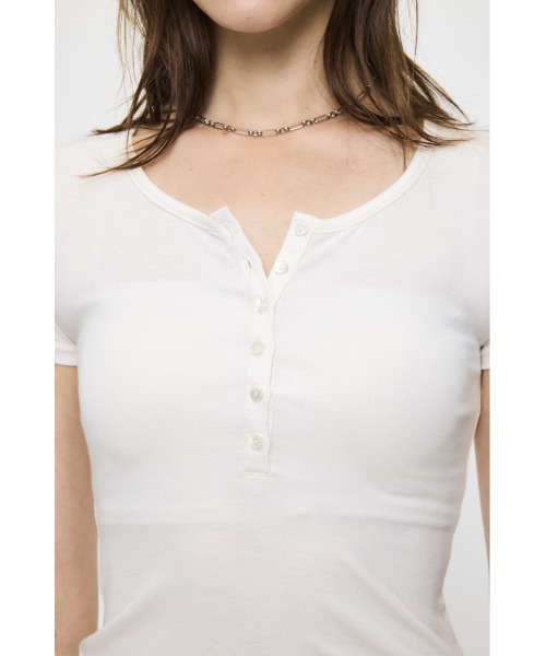 MOUSSY(マウジー)の「ES HALF SLEEVE トップス(Tシャツ/カットソー・レディース・オフホワイト/杢グレー/ブラック/ライトブルー・1/2)」の20枚目の写真